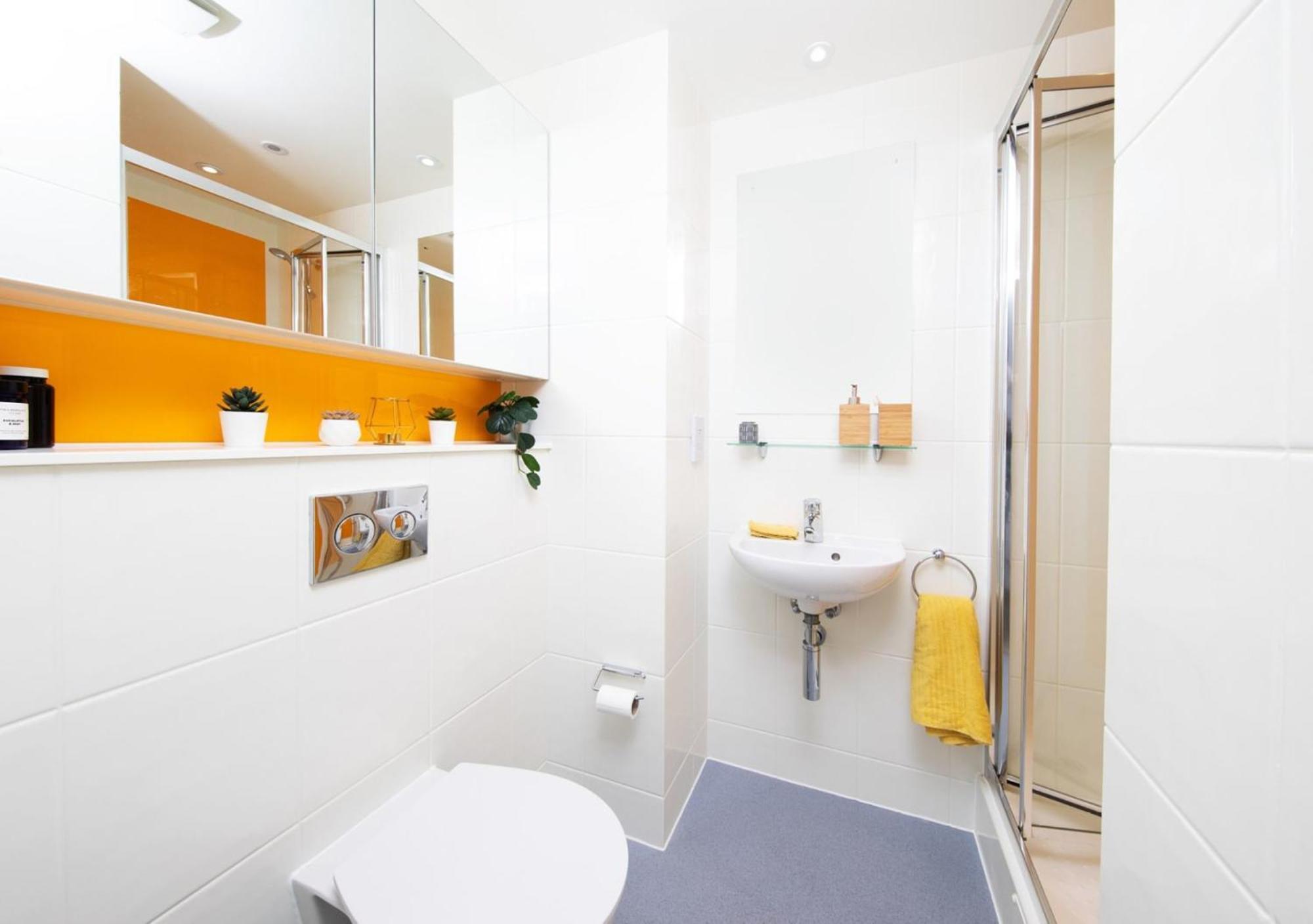 For Students Only Ensuite Bedrooms With Shared Kitchen At Cathedral Point In Вінчестер Екстер'єр фото